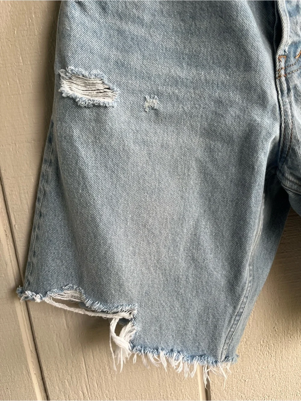 Madewell The Essex Long Baggy Short in Light Wash Size 26